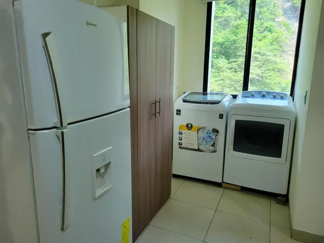 Departamento Venta/alquiler Amoblado Bosques de La Costa - Mariuxi R. Guayas — imagen 3