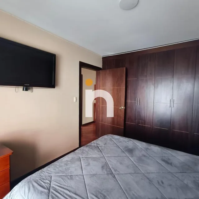 Casa de 4 Dorm. en Venta en Urbanización Rio Sol – Cuenca, Azuay — imagen 2