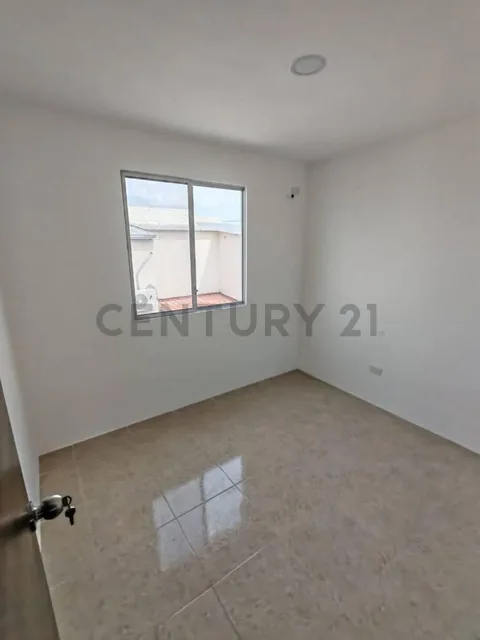 Casa en Venta en Urb. Villa Geranio, Karig, Guayas — imagen 5