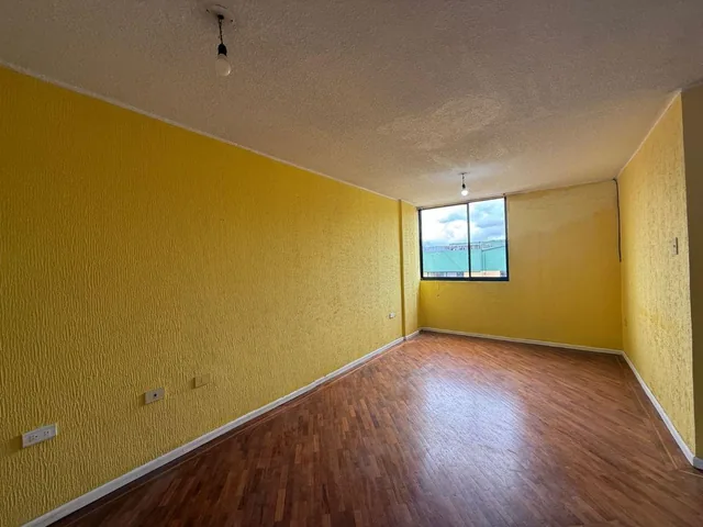 Departamento de Oportunidad en Venta Sector La Kennedy — imagen 2
