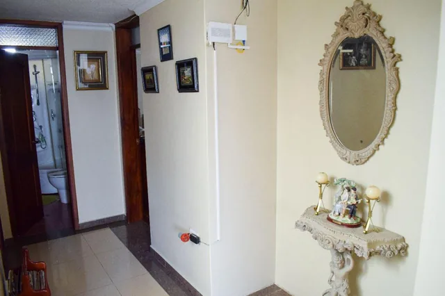 Venta Amplia y Hermosa Casa, San Antonio de Pichincha — imagen 5