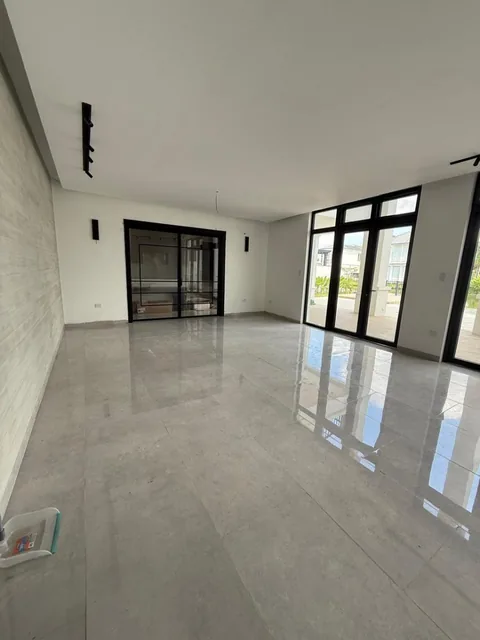 Casa en Venta - Aires de Batán (Con Piscina, Vista Al Lago y Área Social) - Sambo, Guayas — imagen 5