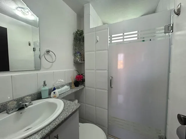 Ira Venta Departamento 84.50 m² de 3 Habitaciones Valle de Los Chillos Puente 2 — imagen 3