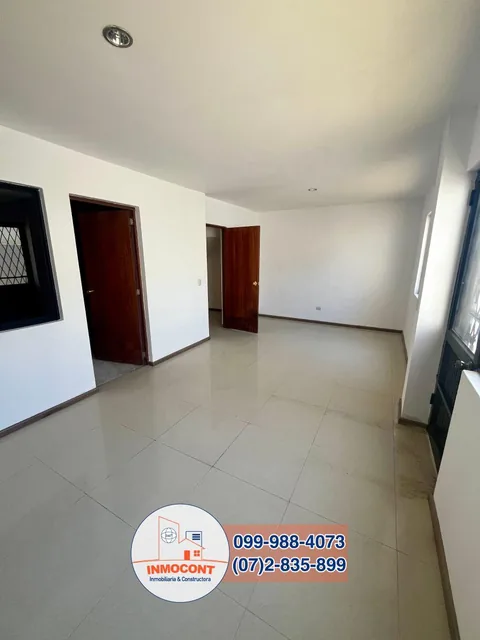 Casa de Venta en Mayancela de 3 Plantas, Azuay — imagen 3