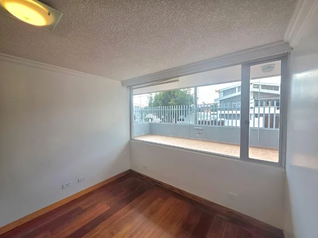 Depar 3hab. en Pb Dentro de Urb. en Bellavista — imagen 3