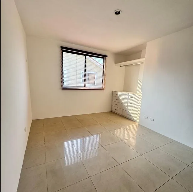 Casa en Venta - 3 Dorm. - Ciudad Celeste, Samborondon, Guayas — imagen 2