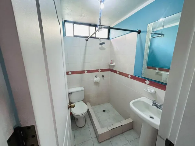 Vendo Casa Sur de Quito Sector Las Cuadras Conjunto Emt — imagen 3