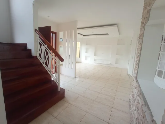 Venta de Casa en Ceibos Santa Cecilia, Guayas — imagen 5