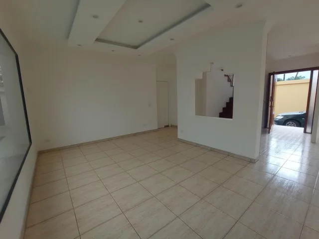 Venta de Casa en Ceibos Santa Cecilia, Guayas — imagen 4