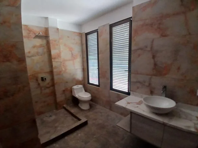 Venta Casa de Estreno Esquinera Urb. Costalmar 2, Via a La Costa Km 19, Guayas — imagen 2