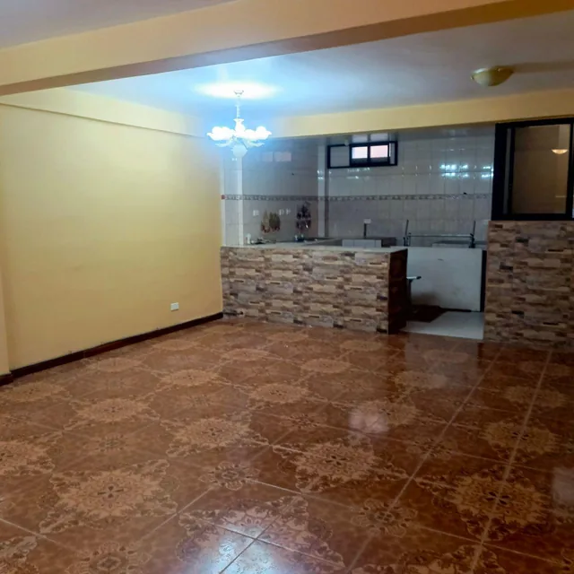 Casa Hermosa de Venta en Marianitas de 2 Pisos — imagen 5