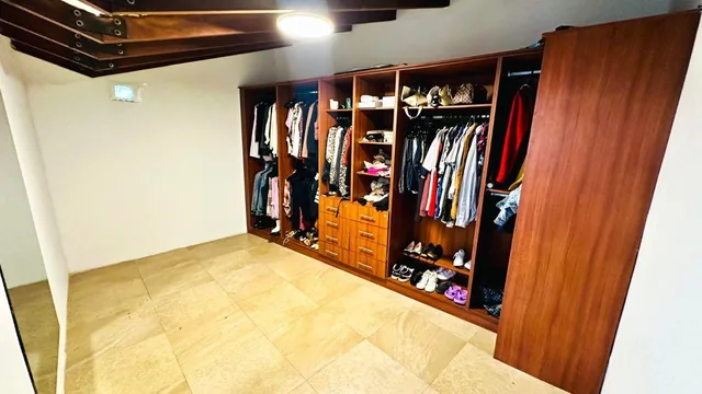 Casa de Arriendo en Tumbaco, en Urbanización Privada de Una Sola Planta — imagen 5