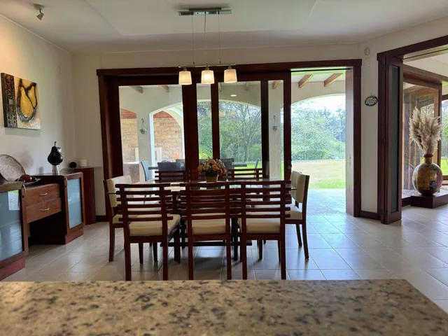 Venta Casa Lujo Cumbayá - Miravalle 4 Dorm. en Urbanización — imagen 5