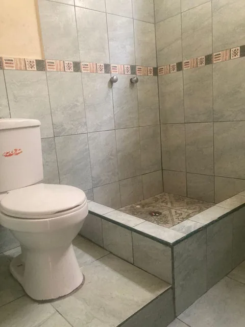 Venta de Casa con Local Comercial – Mucho Lote II, Guayas — imagen 3