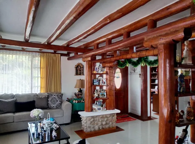 Vendo Casa Independiente de 325 m² de Construcción en 1350 m² de Terreno — imagen 4
