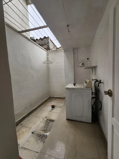 Vendo, Dos Plantas, Acepto Biess, Sector Cerrado, Guayas — imagen 2