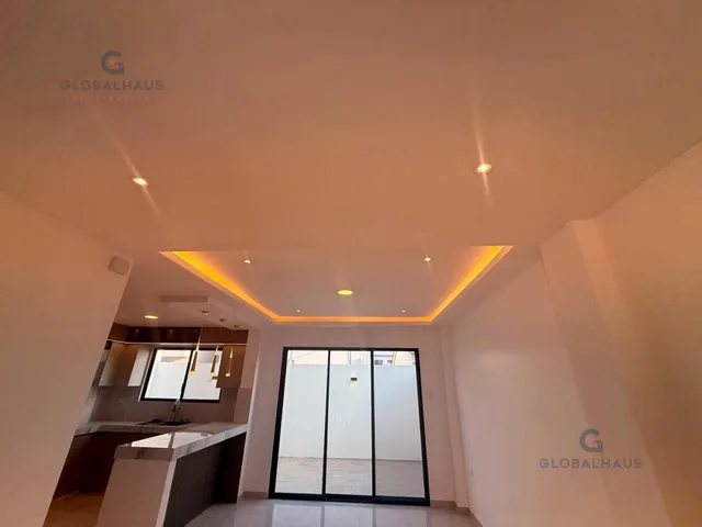 Casa en Venta con 3 Habitaciones en Urb. San Antonio C. A. Guayas — imagen 4