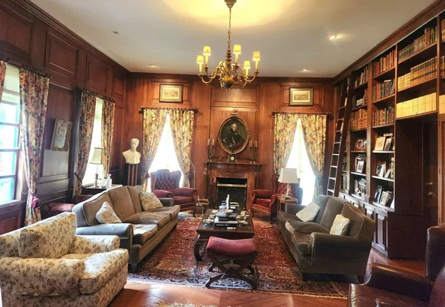 Venta de Casa en La Viña con Terreno de 5200 m. Provincia de Pichincha — imagen 4