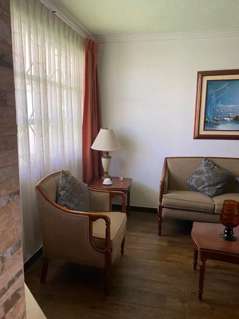 Vendo Casa en Conjunto Sector Gaspar de Villarroel — imagen 4