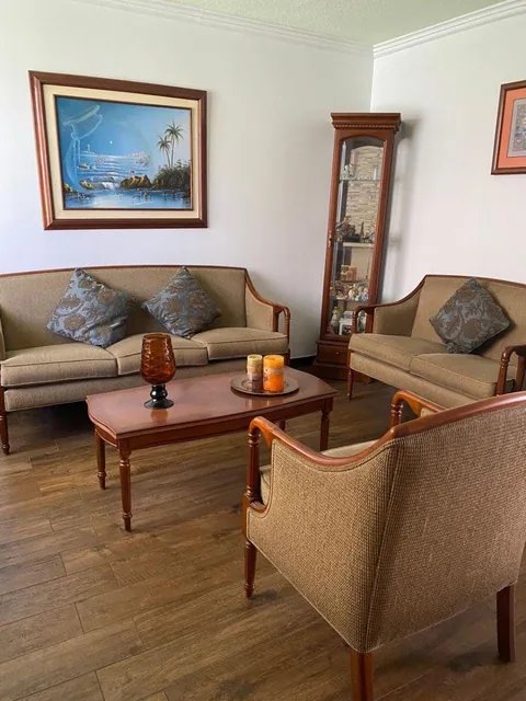 Vendo Casa en Conjunto Sector Gaspar de Villarroel — imagen 3
