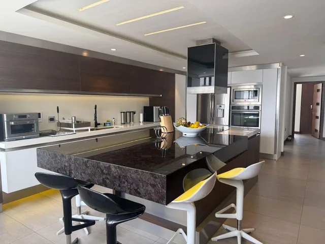 Vendo Casa de Lujo Jardines del Batan — imagen 5