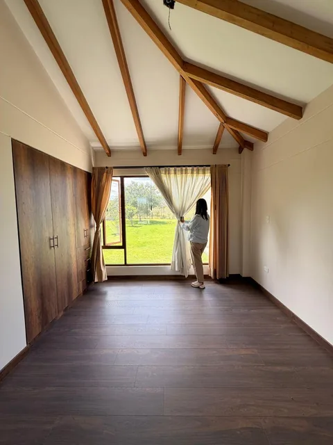 Linda Casa Tipo Rustica de Venta en Tabacundo — imagen 2