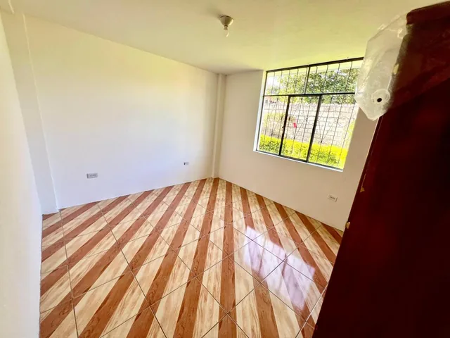 Casa en Venta Tumbaco con Amplio Terreno — imagen 4