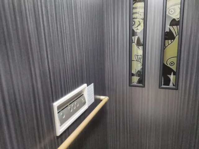 Venta Casa con Piscina y Ascensor en Nayon Exclusiva Urbanizacion — imagen 4