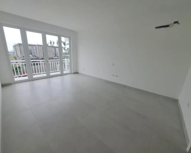 Venta de Cas en Urb. Aires Norte - Samborondon, Guayas — imagen 4