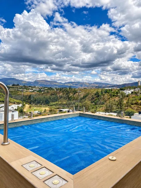 Espectacular Departamento Duplex, Doble Altura, Vista Panoramica, Independiente. Tipo Casa. Provincia de Pichincha — imagen 5