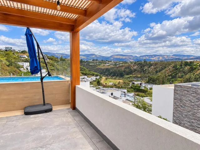 Espectacular Departamento Duplex, Doble Altura, Vista Panoramica, Independiente. Tipo Casa. Provincia de Pichincha — imagen 4