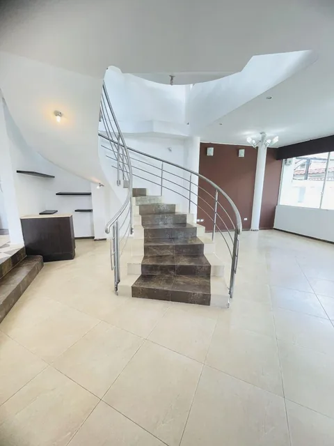Casa en Venta Detrás del C. C. San Luis Shopping 320 m² — imagen 4