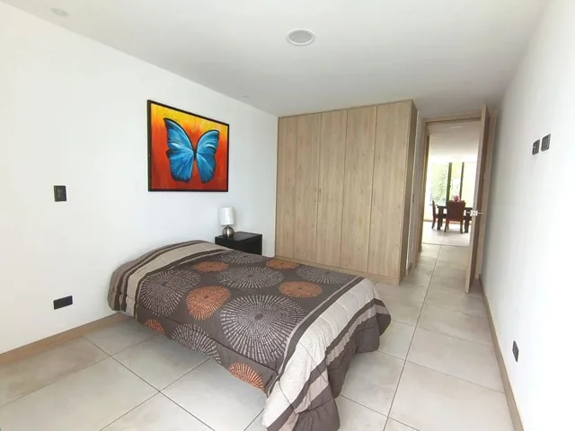 Venta Departamento Dos Dorm., 80 m. Conjunto Privado, Cumbayá — imagen 3