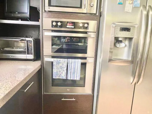 Hermosa Casa de Venta Dentro de Conjunto Privado con Piscina en Cumbaya — imagen 3