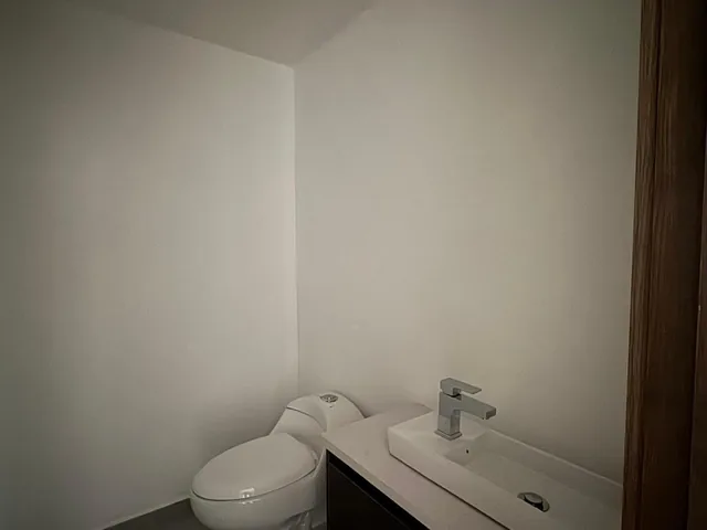 Venta Departamento de 2 Dorm. a Estrenar Sector Quito Tenis — imagen 3