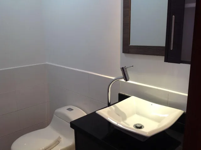 Venta Oportunidad Departamento de 220 m² en La Urbanización El Condado — imagen 2