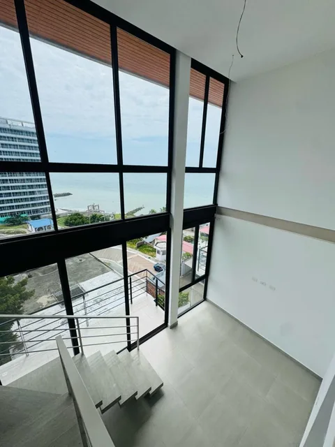 Hermoso Departamento Loft con Vista Al Mar y a La Ciudad. Manabí — imagen 5