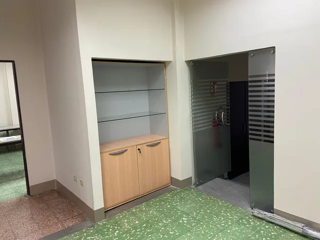 Vendo Casa Comercial (Amplias Oficinas y Local Comercial) Totalmente Remodelada, Guayas — imagen 5
