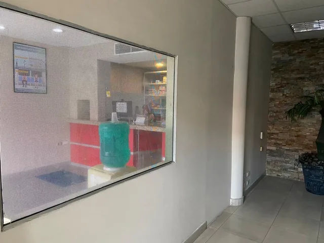 Vendo Casa Comercial (Amplias Oficinas y Local Comercial) Totalmente Remodelada, Guayas — imagen 2