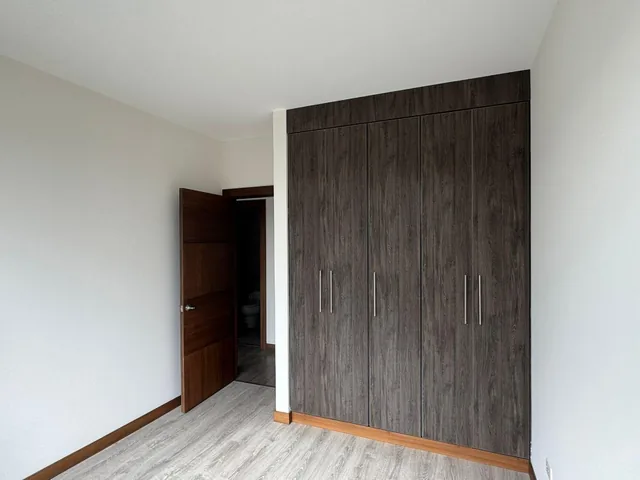Venta Departamento de 109 m² de 3 Dorm. a Estrenar Sector Tumbaco - Quito — imagen 2