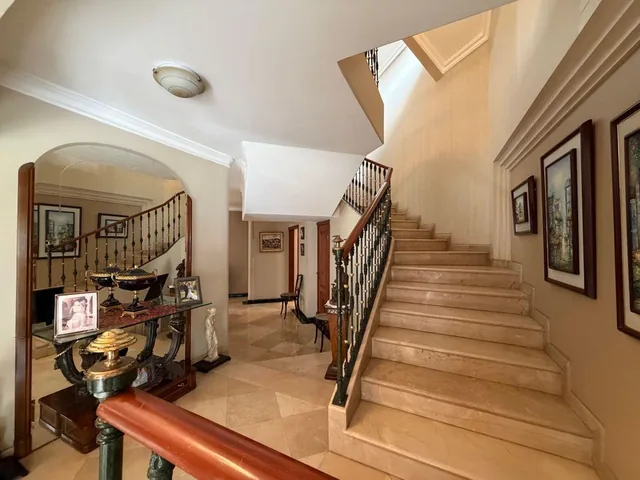 En Venta Casa + Departamento Urb Parques del Rio. Libia T. Guayas — imagen 2