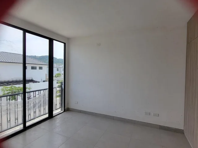 Venta Casa Urbanización Alba del Bosque, Etapa Alasia, Via a La Costa Km 18, 3 Dorm. Guayas — imagen 5