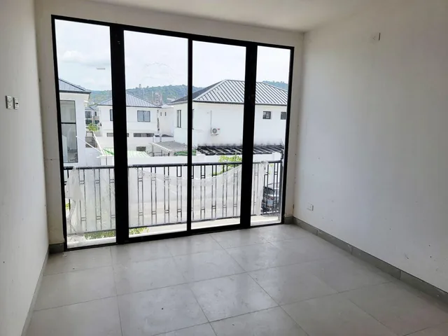 Venta Casa Urbanización Alba del Bosque, Etapa Alasia, Via a La Costa Km 18, 3 Dorm. Guayas — imagen 4