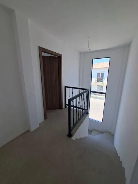 Venta Casa de Estreno Urbanización Logare Samborondon/aurora/ Via Salitre, Guayas — imagen 2