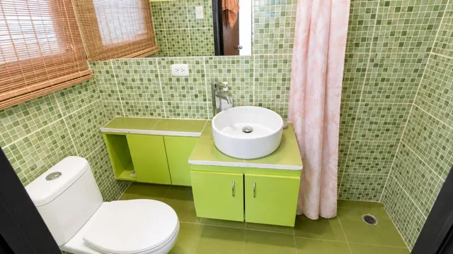 En Venta Casa en Urdesa Central - B. Cobos, Guayas — imagen 2