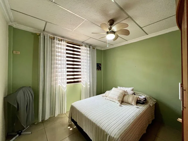 Casa Esquinera de Dos Plantas, Sauces 1 - Para Vivir, Crecer y También Crear Tu Proyecto. Guayas — imagen 4