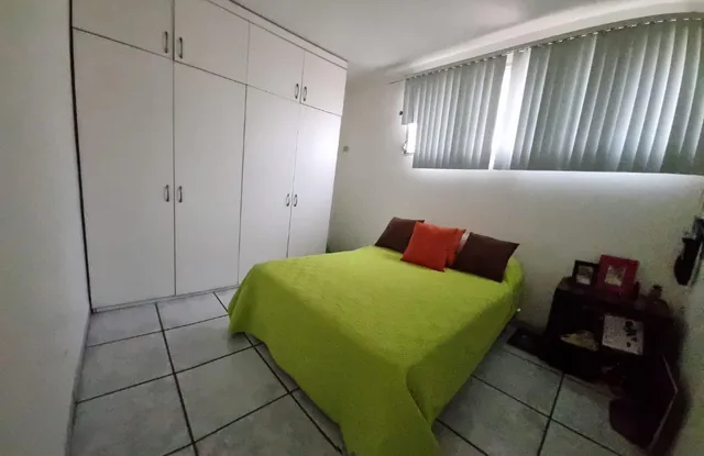 Vendo Departamento Planta Baja en Urdesa, Guayas — imagen 4