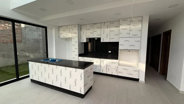 Eph Venta Departamento 120 m² de 3 Hab. Cumbayá — imagen 2