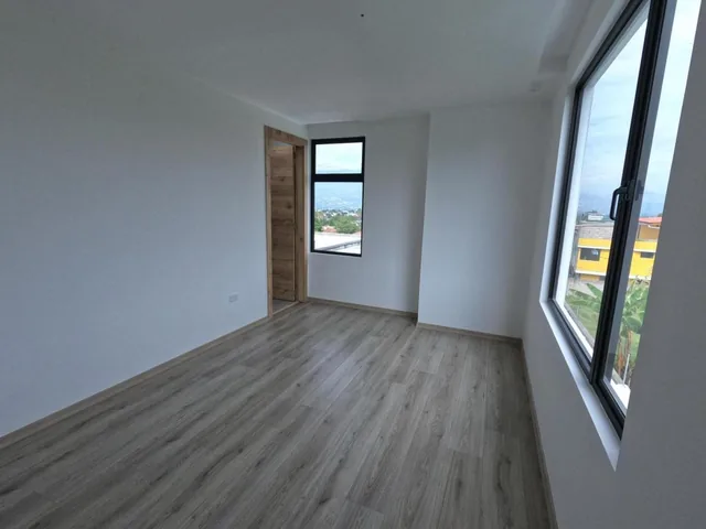 Scc. Venta Loft 2 Dorm. Tumbaco — imagen 3