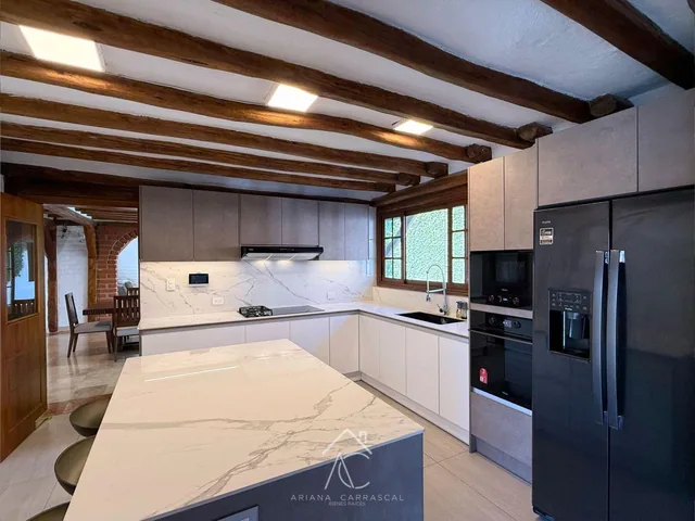 Casa en Venta con Jardin en La Urbanización El Condado — imagen 3